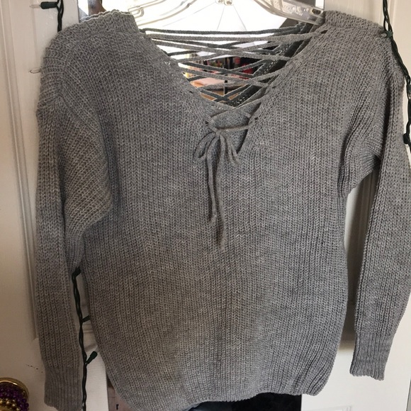 light gray sweater - Picture 2 of 2